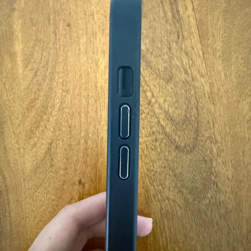 CACOE Black MagSafe-Compatible iPhone 13 pro Case